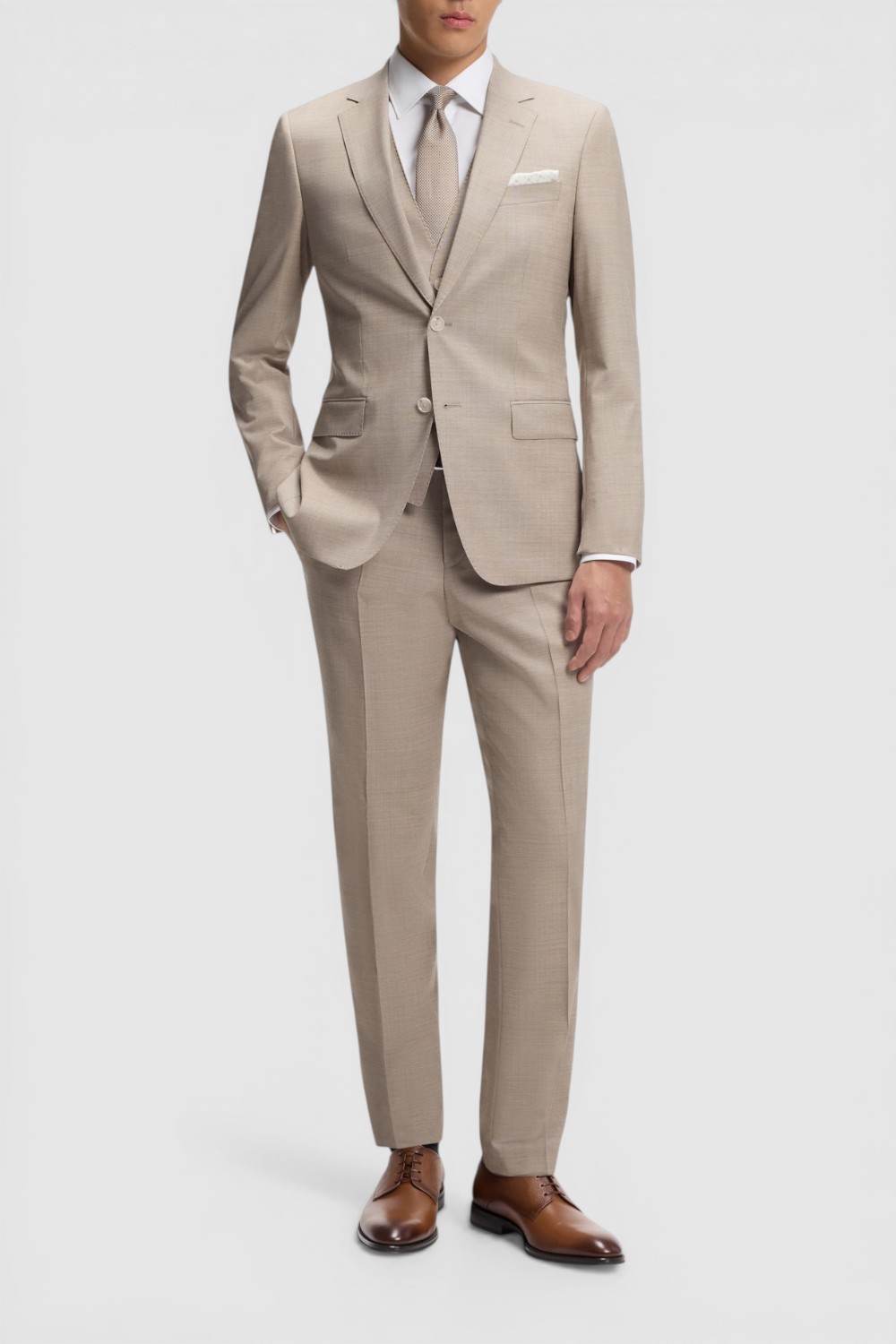 תמונת כל הלוק של נעלי דרבי אלגנטיות